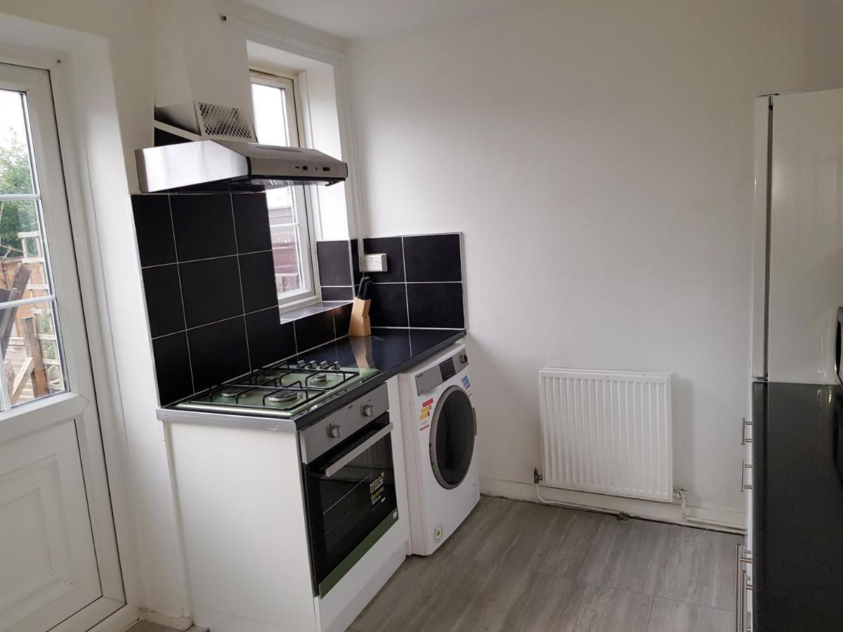 Appartamento Barnfield Place Edgware Esterno foto