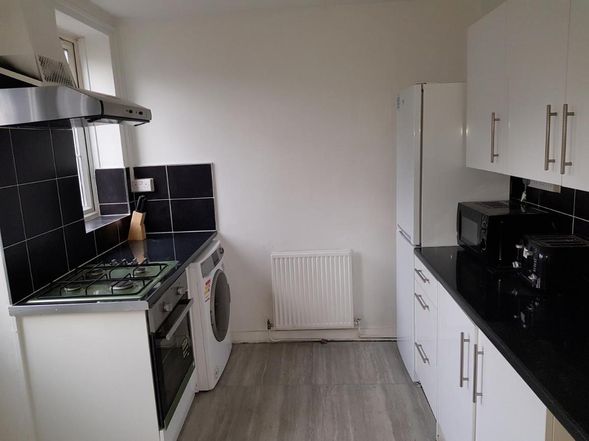 Appartamento Barnfield Place Edgware Esterno foto