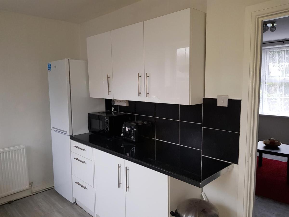 Appartamento Barnfield Place Edgware Esterno foto