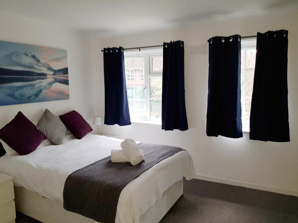 Appartamento Barnfield Place Edgware Esterno foto