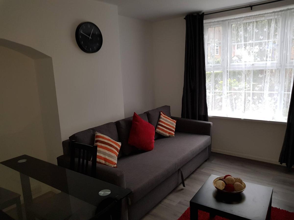 Appartamento Barnfield Place Edgware Esterno foto